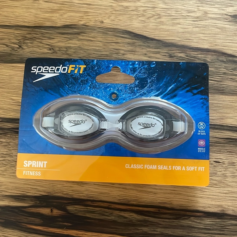 NWT Speedo FIT Sprint Goggles